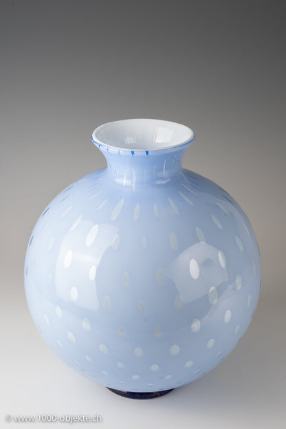 Barovier & Toso. Vase. Light blue jacketed vase with regular inclusion of bubbles. 1940